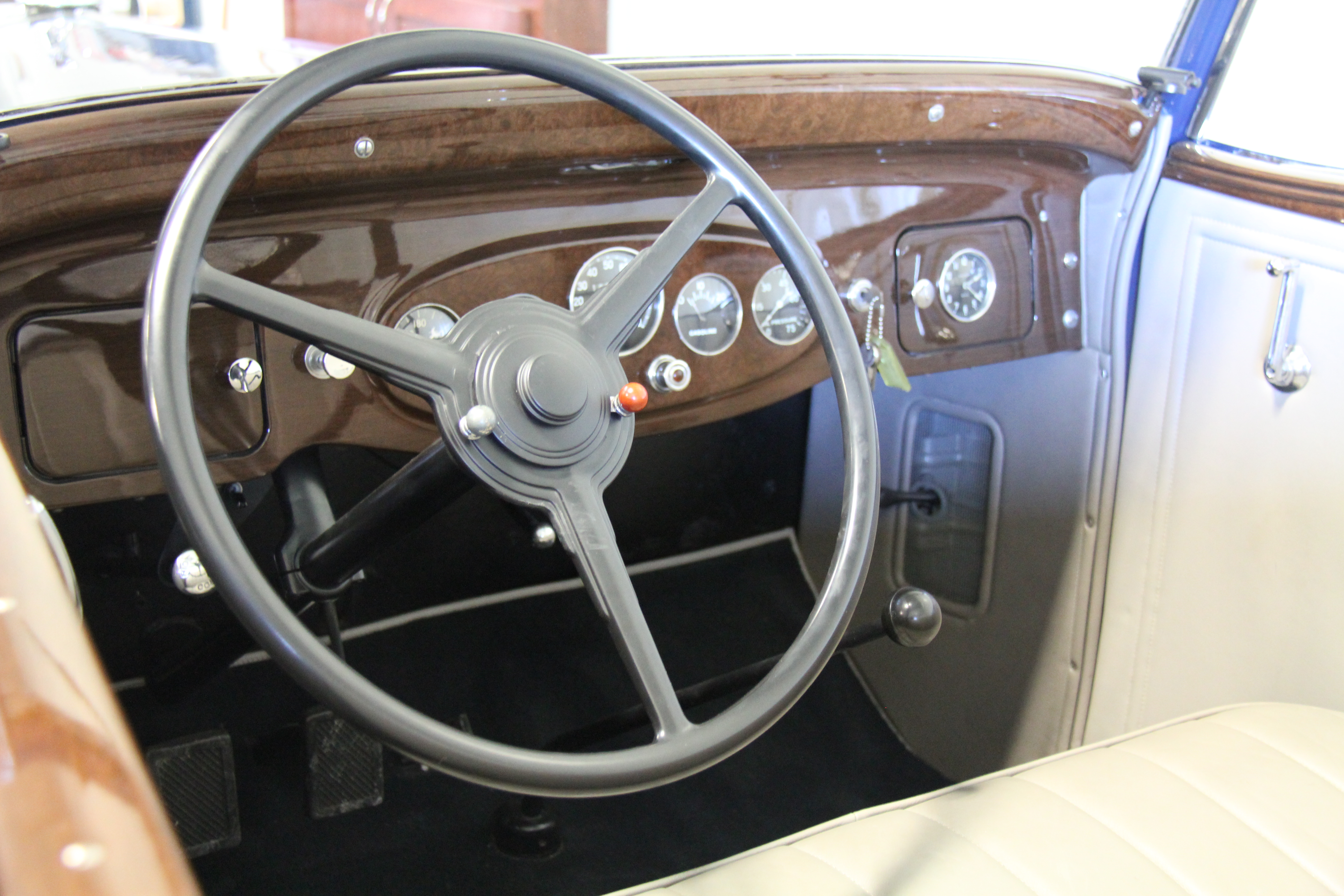 1932 SHOVELNOSE PACKARD ROADSTER