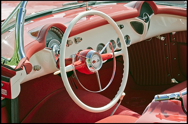 1954 RED CORVETTE