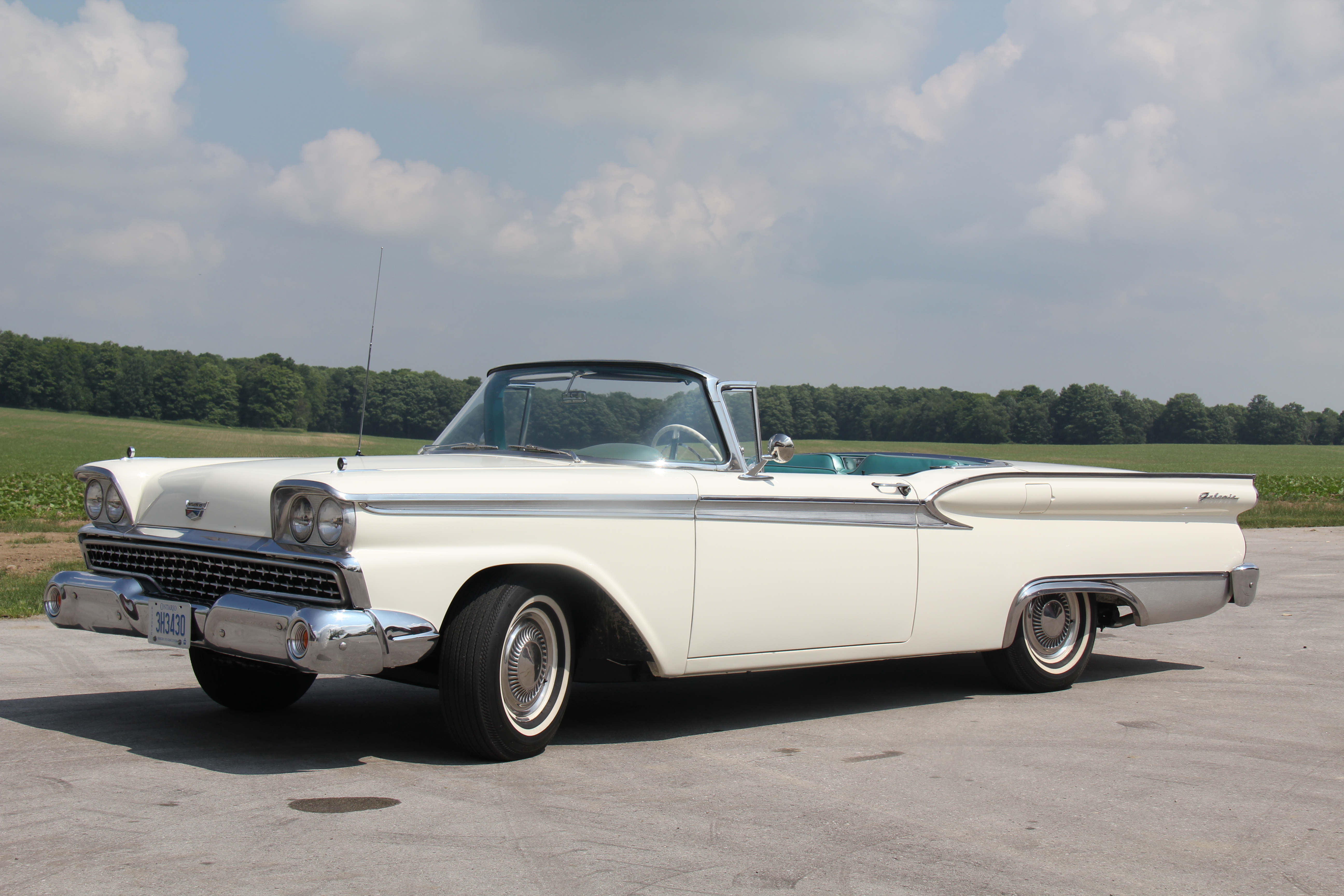 1959 FORD GALAXIE 500 SKYLINER